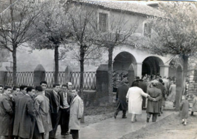 Entrada-Iglesia-San-Román-Siglo-XX